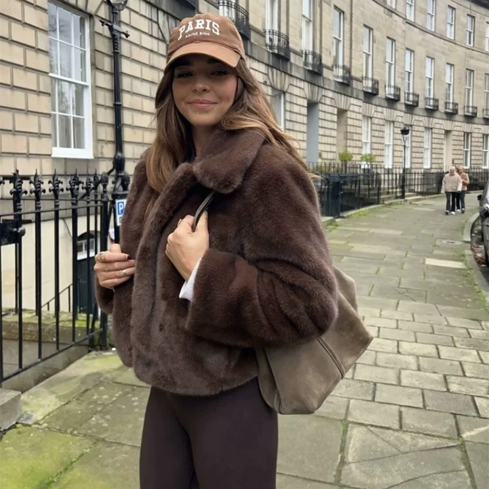 PB ZA Winter Womens Clothing Style Versatile Collar Long Sleeve Artificial Fur Effect Short Coat 241211