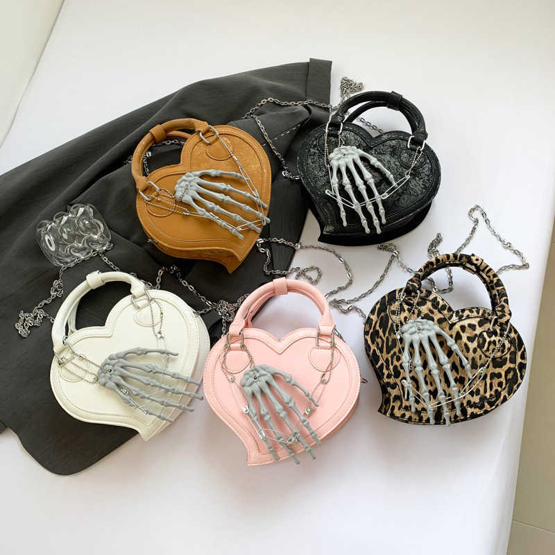 popular peach heart bag womens bag new Y2K punk rock spicy girl crossbody bag niche heart shaped handbag