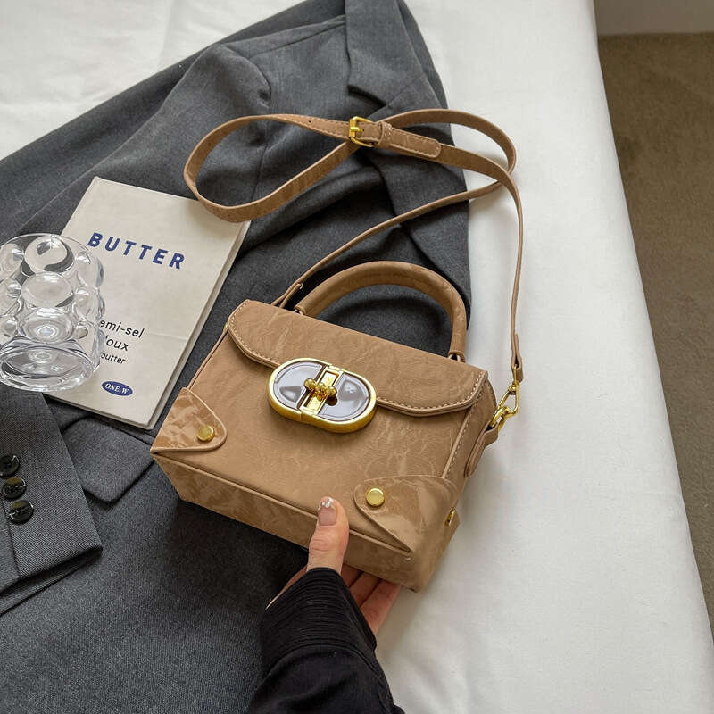 This year's popular styling box for women 2023 new trendy and versatile texture single shoulder crossbody small square bag