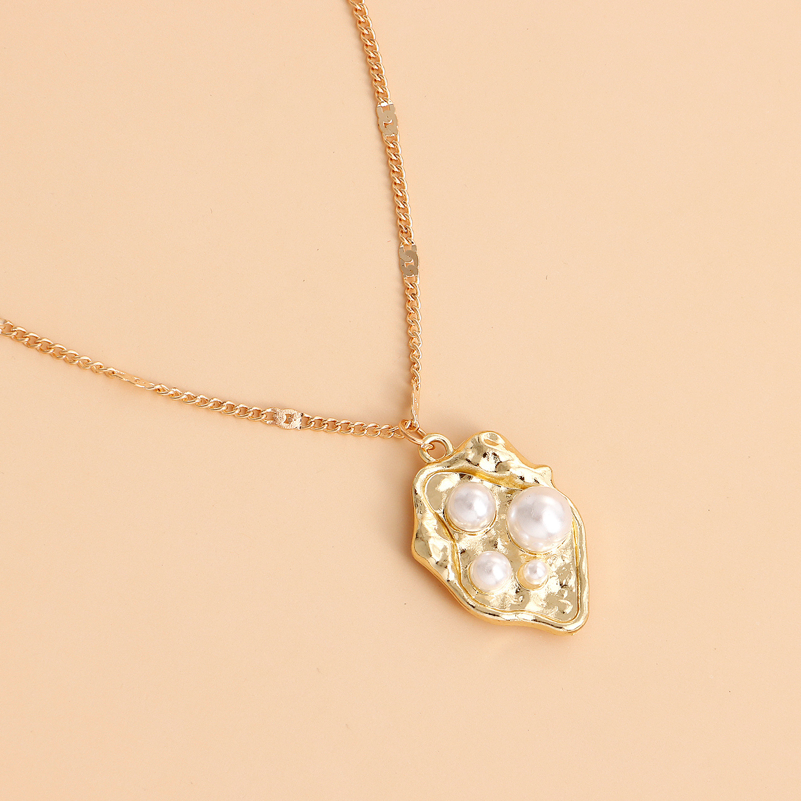Minimalist LOVE Letter Layered Necklace with Pearl Pendant - European Metal Style Jewelry 2025 New In Stainless Steel Gold Plated Pearl Leaf Pendant Y