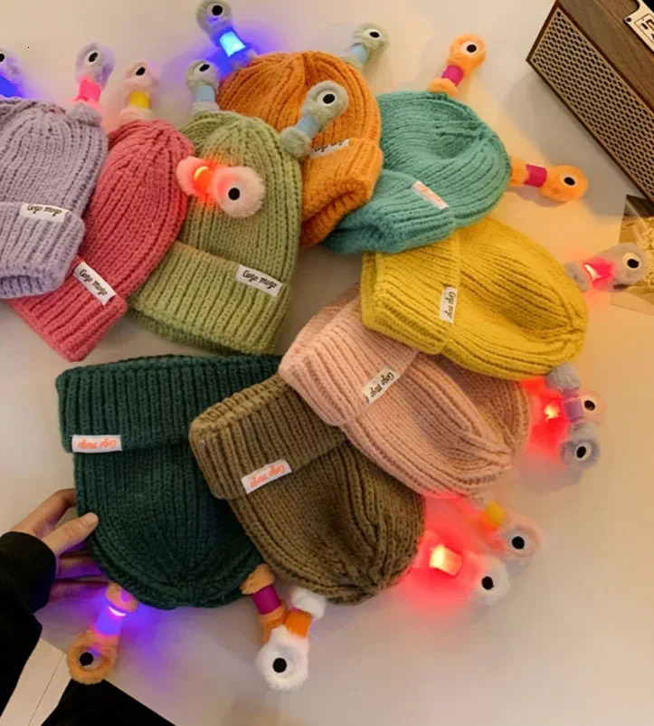 Cute cartoon quirky glowing tentacle knitted hat parent child model warm wool hat glowing beanie monster hat with eyes 241211