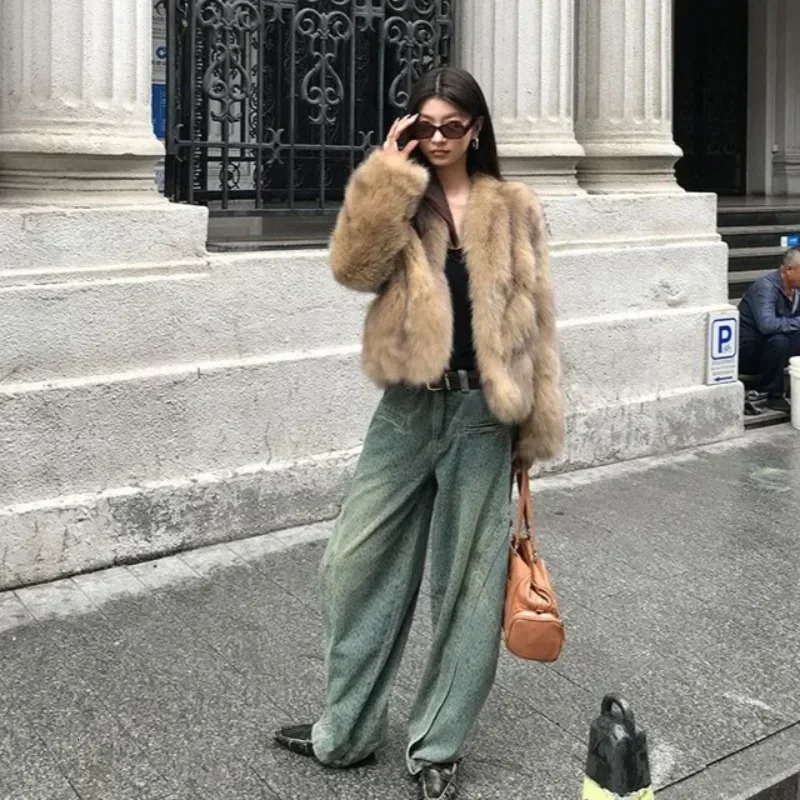 Winter Coat Korean Fashion High End Fox Fur for Women Clothes Vneck Warm Brown Short Jackets Tops 241211