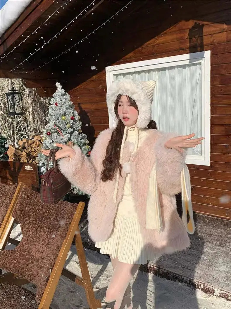 Heavy Industry Classic Fur High End Coat Loose Round Neck Pocket Small Fragrant Style 241211