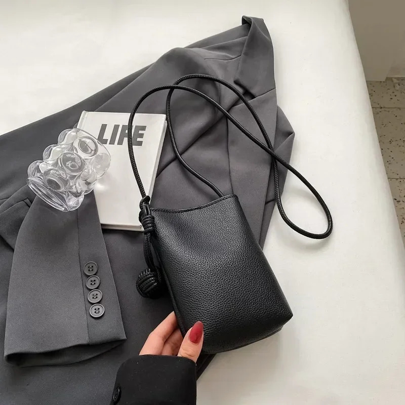 Women Leather Small Crossbody Bag Cell Phone Bag Lightweight Fashion Shoulder Bag Ladies Travel Purse 241213