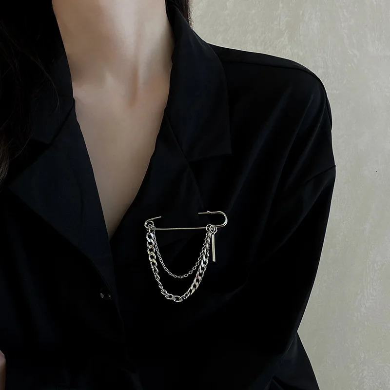 Trendy Harajuku style mens and womens street fashion metal chain set decorative bust geometric multipurpose 241210