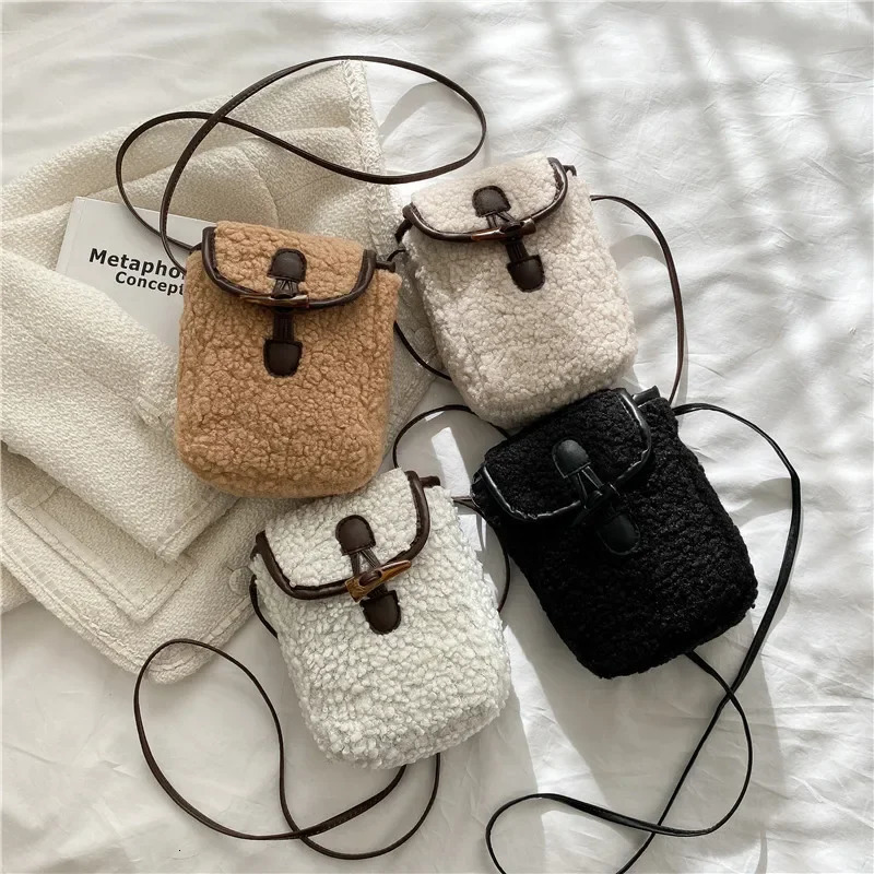 Lambswool Mobile Phone Bag Womens Artificial Fur Leather Bag Gentle and Cute Cross shaped Teenage Women Portable Speaker Button Plush Square Comfortab