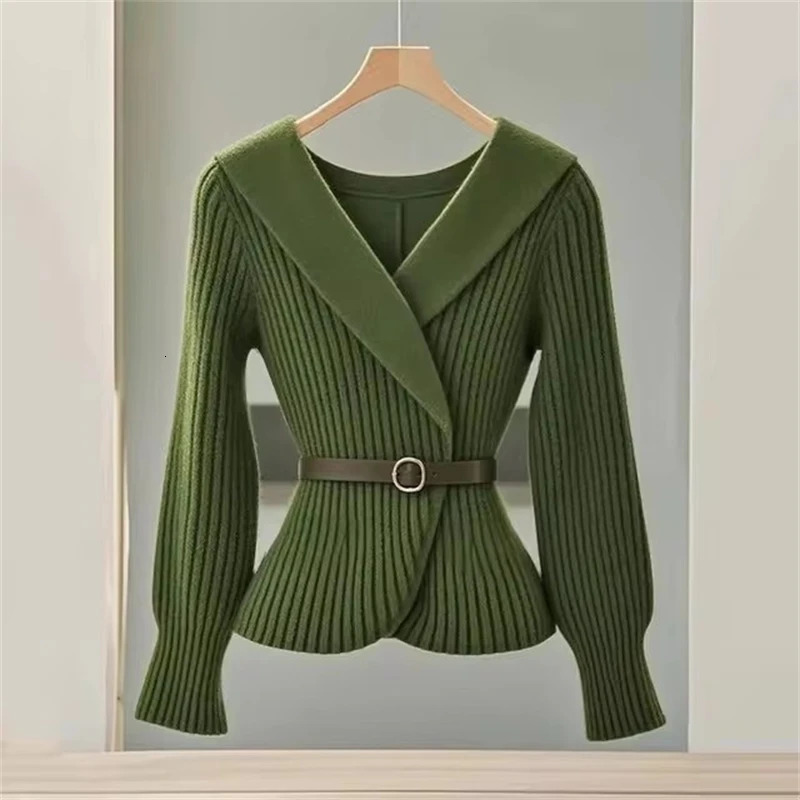 2025 AutumnWinter Versatile Leisure Unique Womens Knitting Cardigan Sweater Jacket Temperament Long Sleeve Ladies Coat 241214