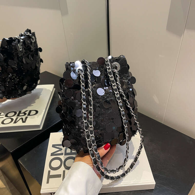 Small design women's niche trendy sequin chain underarm large capacity single shoulder bucket bag 2024 new style chic elegant clothing