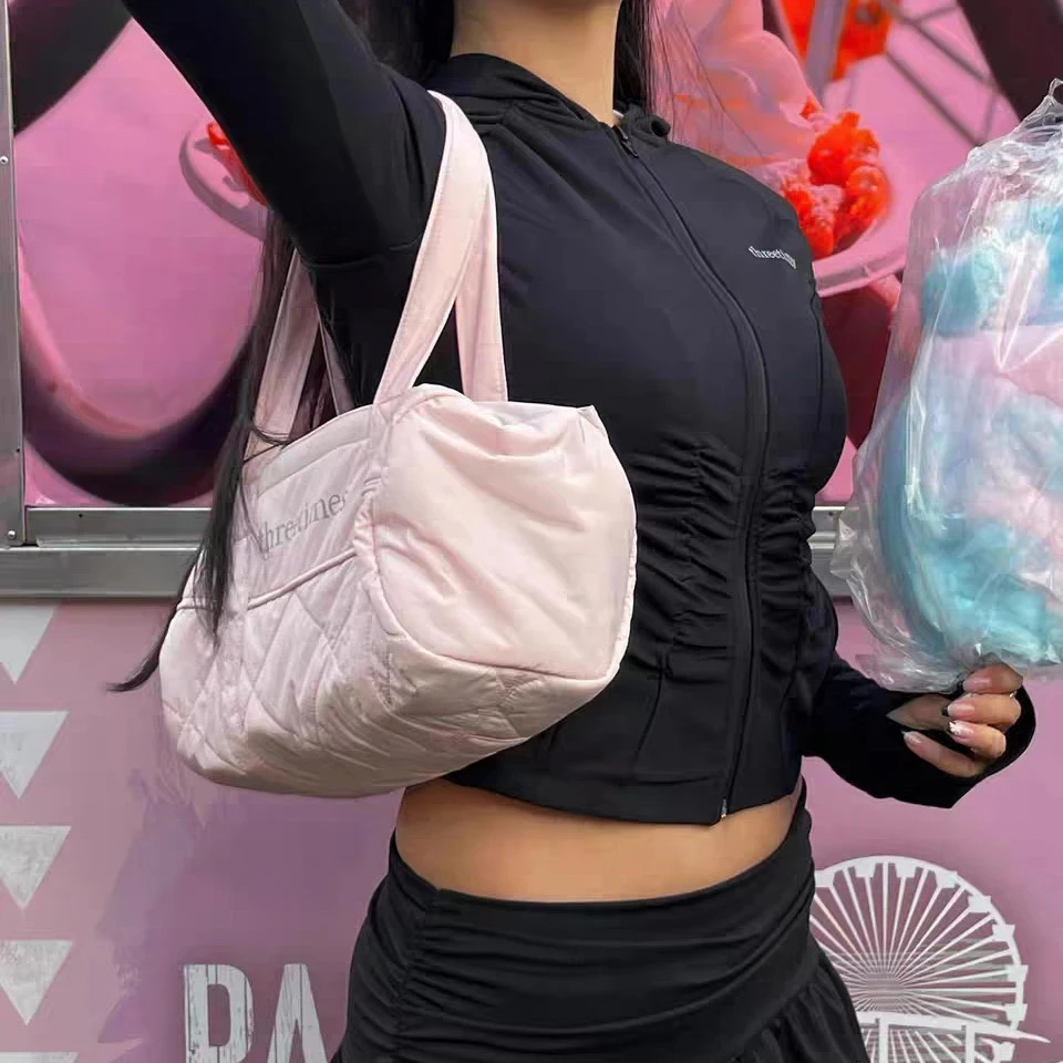 Womens Ins large capacity handbag womens outdoor travel storage bag sports and fitness storage shoulder bag Korean bag 241212