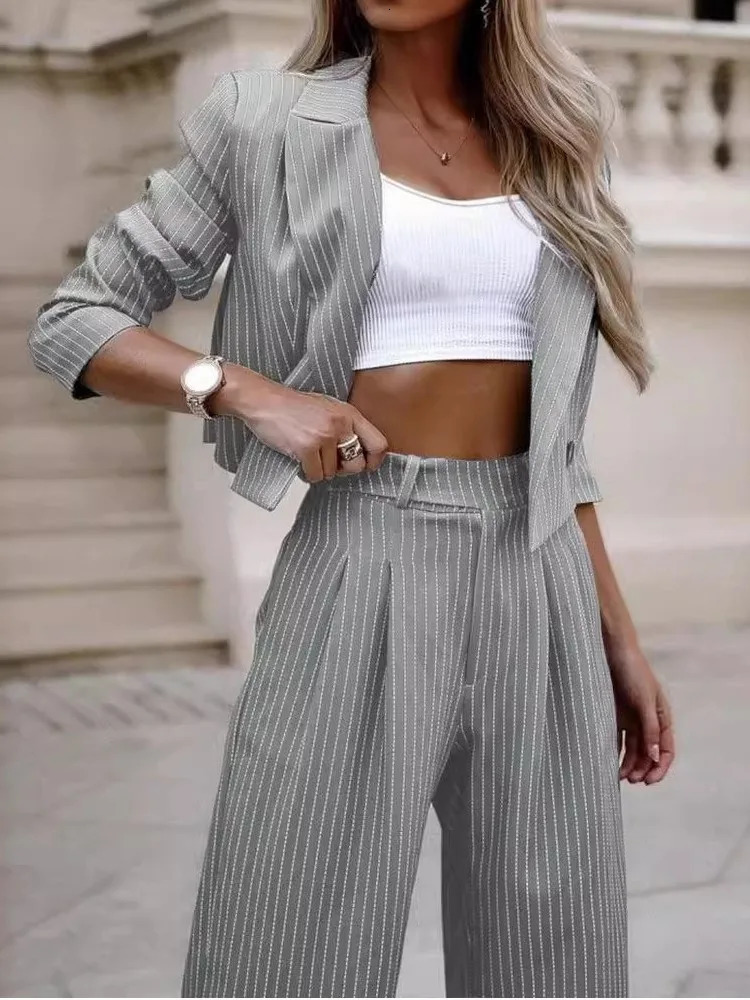Two piece womens casual suit Srtip short collar jacket set straight leg pants 2piece autumn 241212