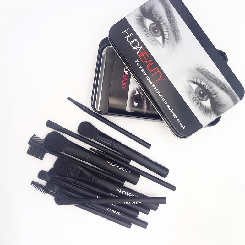 Brand Quality Huda Makeup Brush Set With Iron Packing Box for Foundation Powder Concealer Eyeshadow Eyebrow Eyelashes Brushes S25519