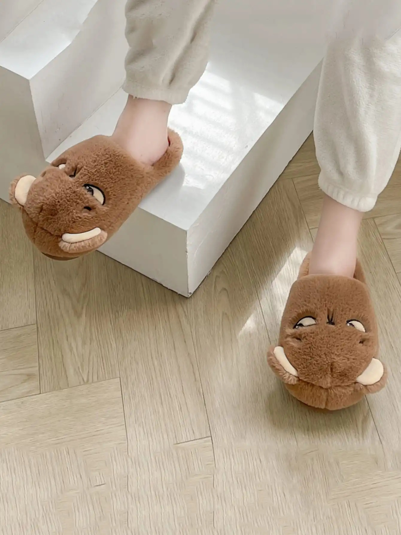 Mens Soil Home Slippers Fun Cartoon Large Size Indoor Cotton 241214