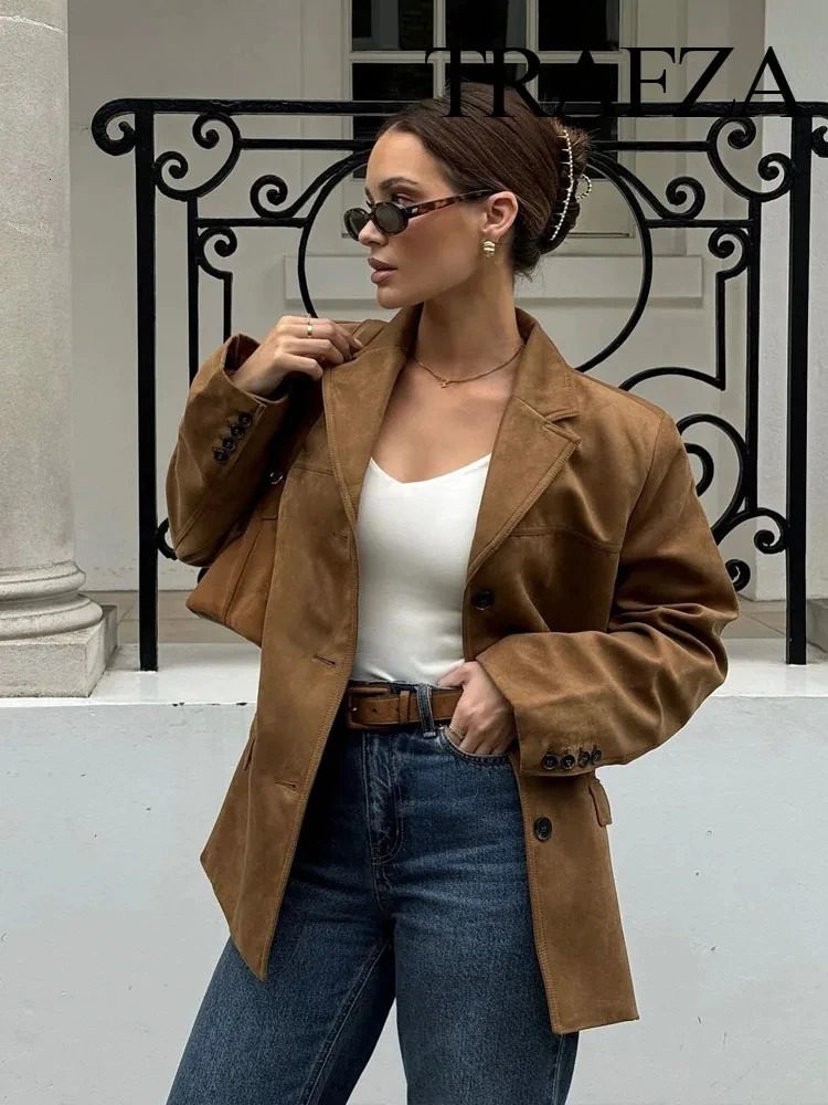 TRAFZA Womens Winter Fashion Solid Color Blazer Lapel Pocket Decorated Casual Top Loose Short Coat Street Jacket 241209