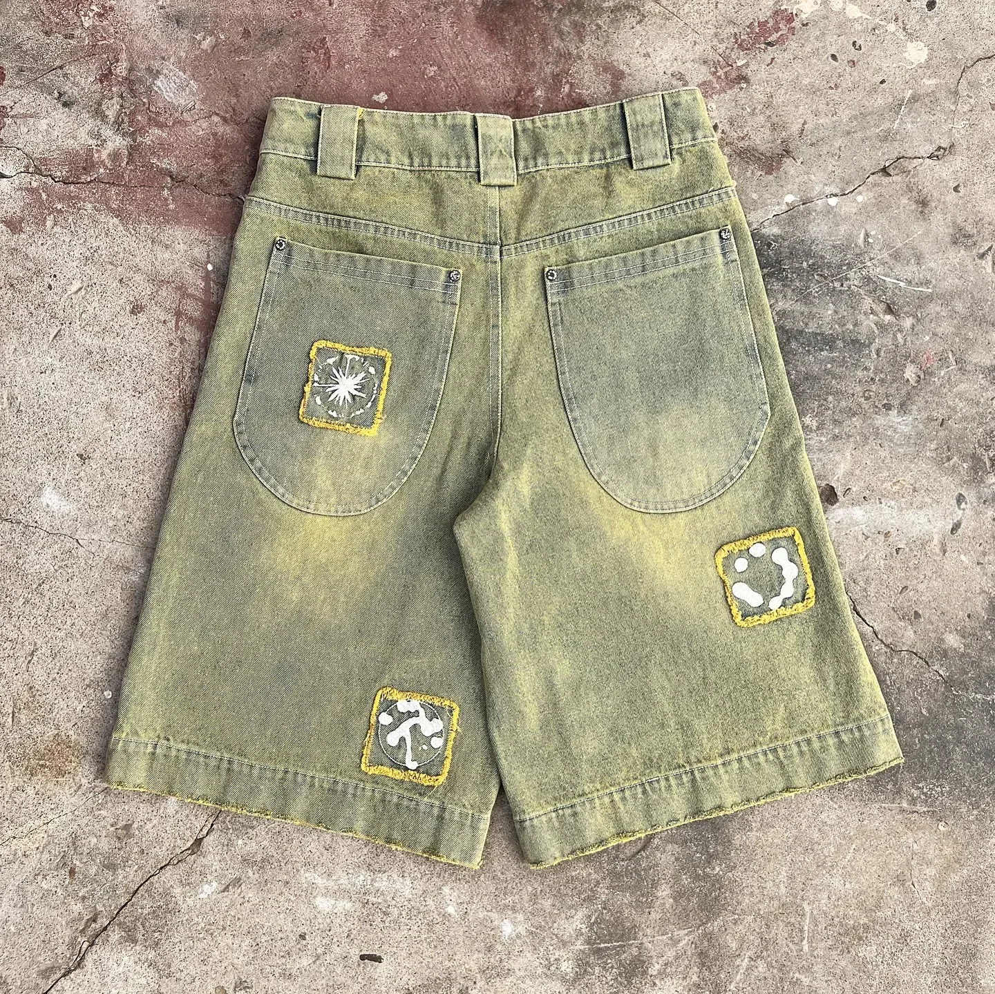 Hip Hop Goth Pattern Embroidery Shorts Men Retro Harajuku Y2k Gym Big Pocket Denim Short Sweatpants Streetwear 241211