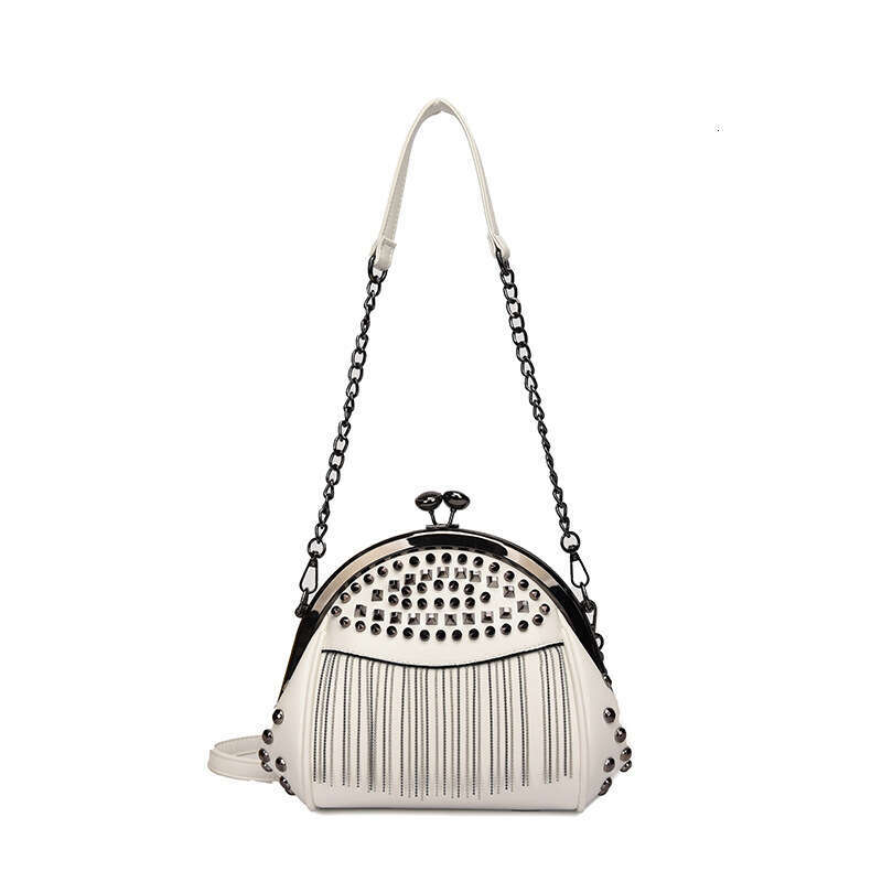Popular women's high-end feeg, rivet tassel chain, one shoulder crossbody versatile, armpit clip, shell bag, 2024 new casual fashion trend clothi