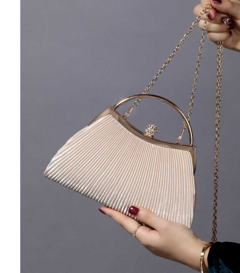 Clutch Bag Solid Color Pleated Hand-held Ring Fashionable Lock Closure Dinner Bag Substitute Chain Crossbody Bag Inlaid Diamond Bag 240920