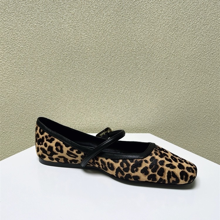 Women's 2023 Autumn One Line Leopard Pattern Square Headed Flat European Shallow Mouth Single Shoes For Women