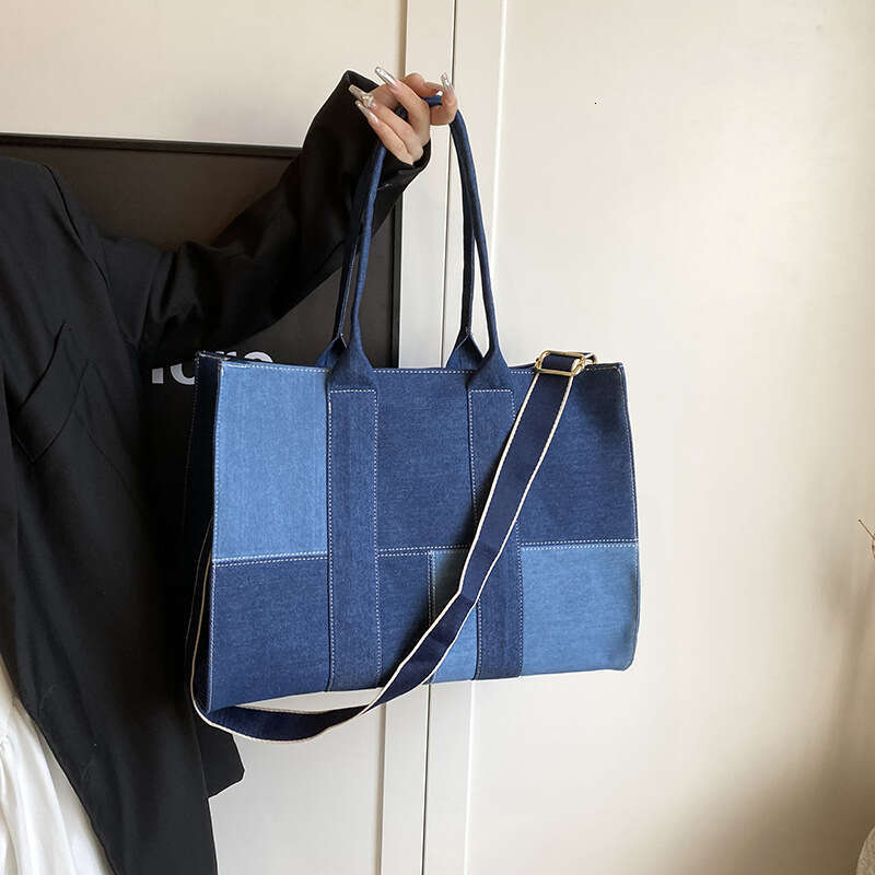 Leisure large capacity women canvas denim tote bag for class commuting single shoulder handbag 2024 new style chic and elegant clothing