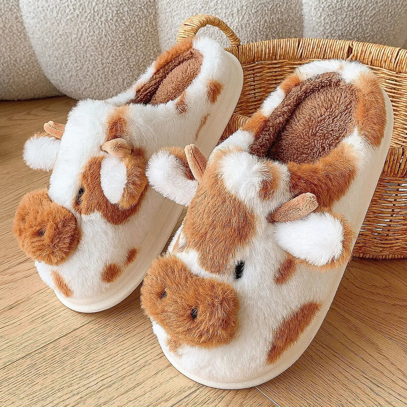 Pallene Cartoon Animals Slippers Plush Warm Women Slides Soft Bottom Comfort House Shoes Furry Girls Cute Cotton 241214