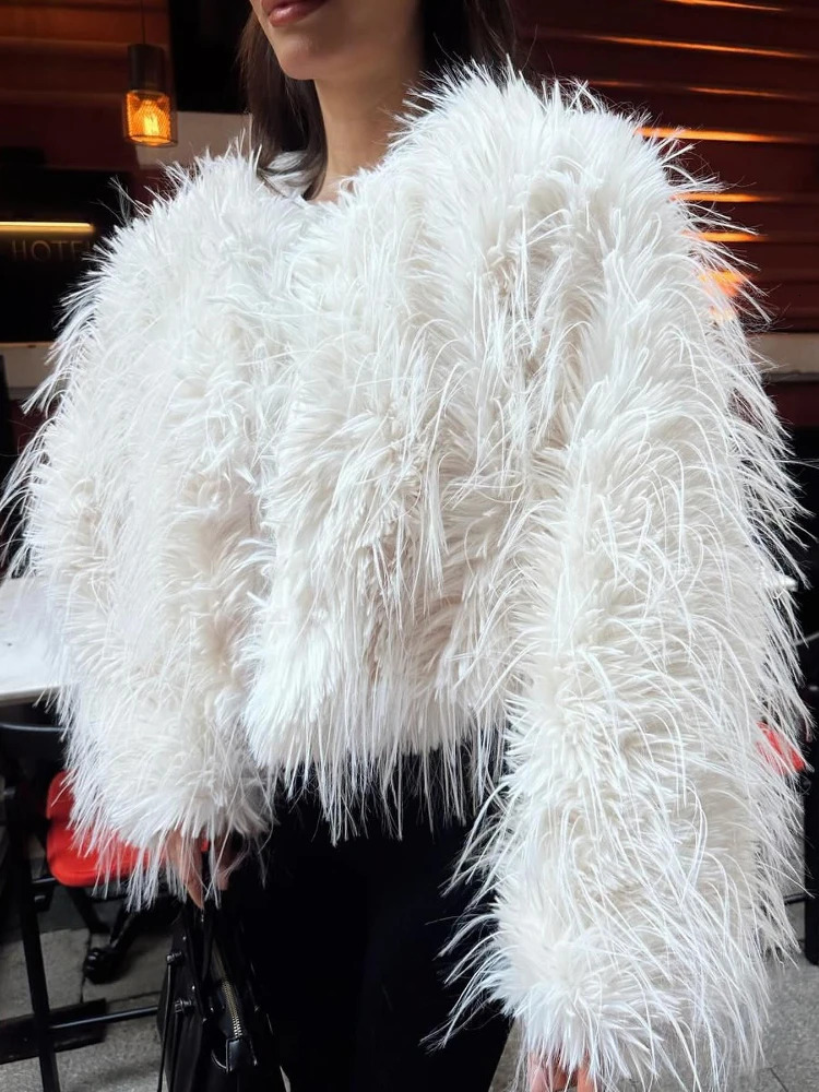 Womens Faux Fur Fringed Jacket Oneck Long Sleeves Hidden Side Pockets Front Closure with Hooks Overcoat Fall Winter Chic Coat 241211