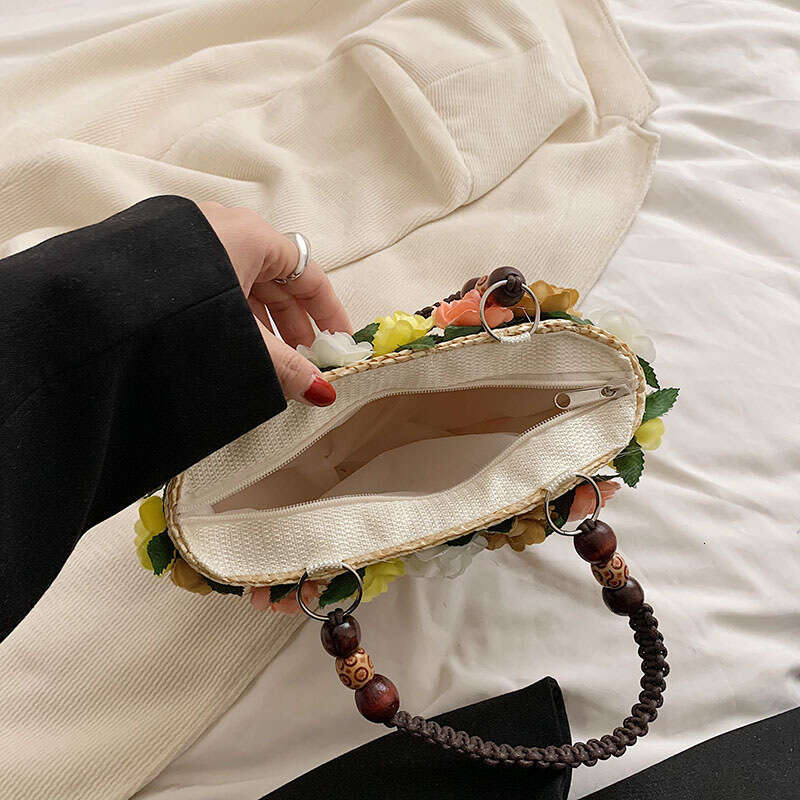 for Women Forest wers, Grass Weaving Baskets, Water Bucket Bags, Instagram Iuencer Girls' Handheld Beach Bag 2024 New Casual Fashion Trendy Cloth