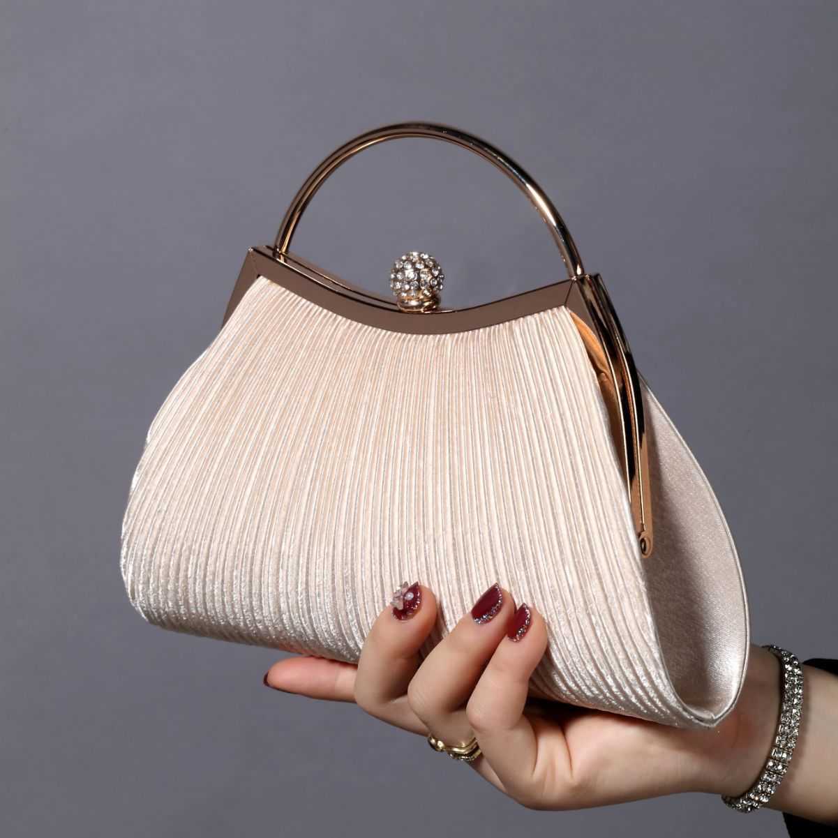Clutch Bag Solid Color Pleated Hand-held Ring Fashionable Lock Closure Dinner Bag Substitute Chain Crossbody Bag Inlaid Diamond Bag 240920