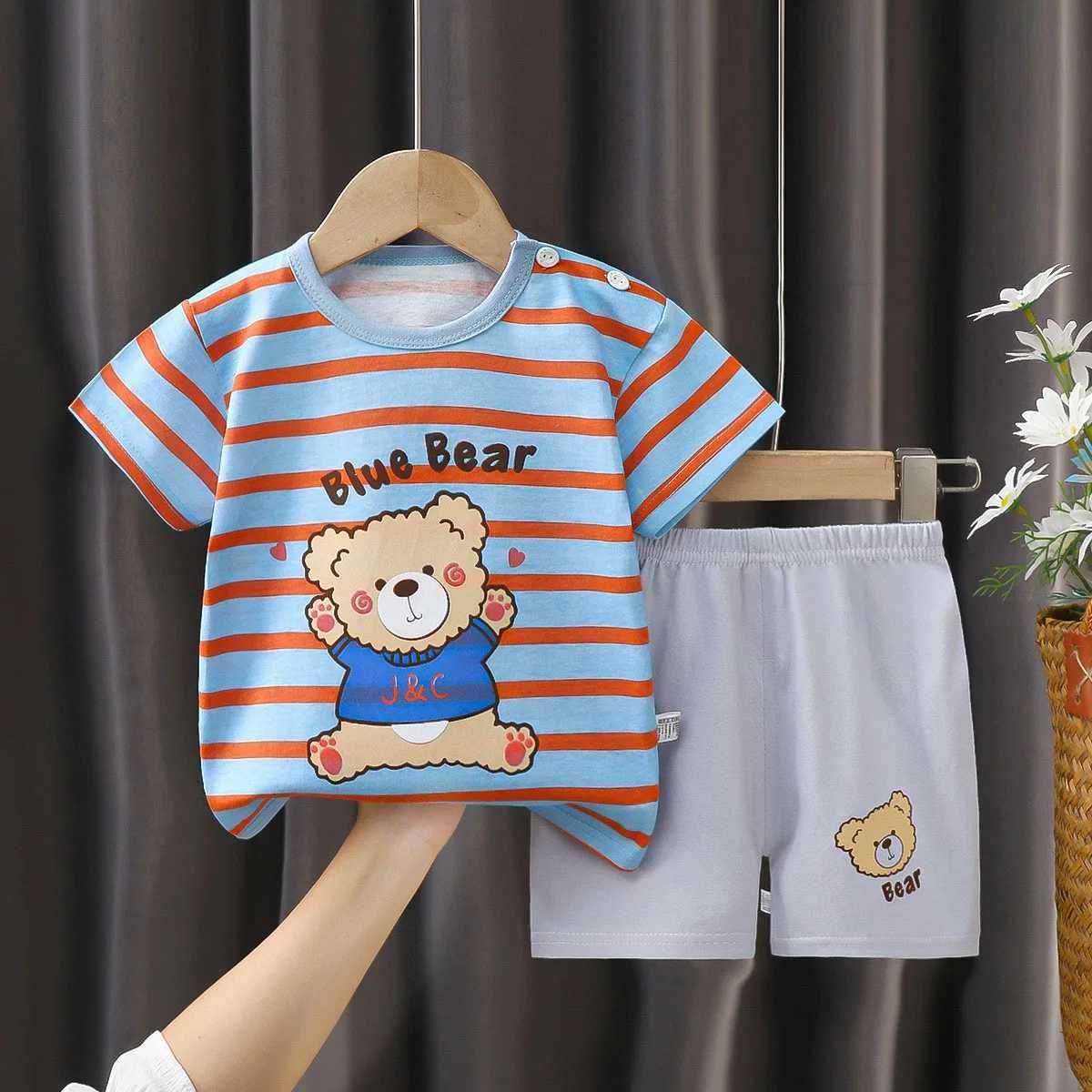 Clothing Sets Boys And Girls Summer Clothing Suits New Casual Fashion Tshirt+Shorts 2pcs Children Cartoon Tees Outfits Children Cute Costume H241214