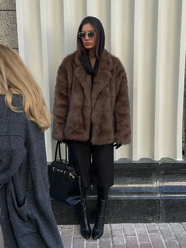 Fashion Deep Brown Faux Fur Solid Lapel Warm Jacket Chic Long Sleeve Cropped Street Coat Winter Female Thick Outerwear 241211