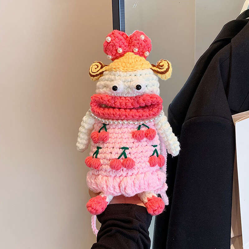 Internet crochet women's finished product internet celebrity knitted sausage big mouth girl single shoulder crossbody phone bag, 2024 new style, 