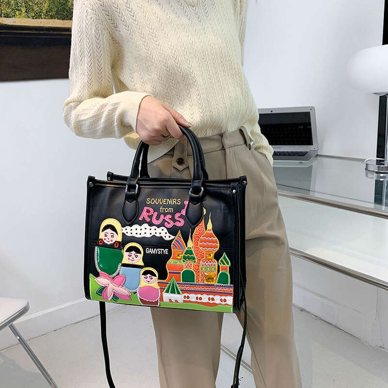 Women's niche design Mexican single shoulder tote large capacity file commuting bag 2024 new style chic elegant clothing