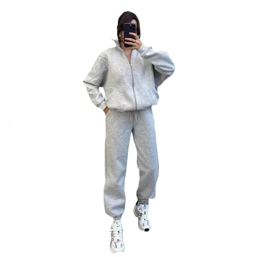 Women Fleece Suit Loose Long Sleeve Sweatshirt and High Waist Trousers 2 Pieces Set Female Winter Fashion Warm Tracksuit 241209