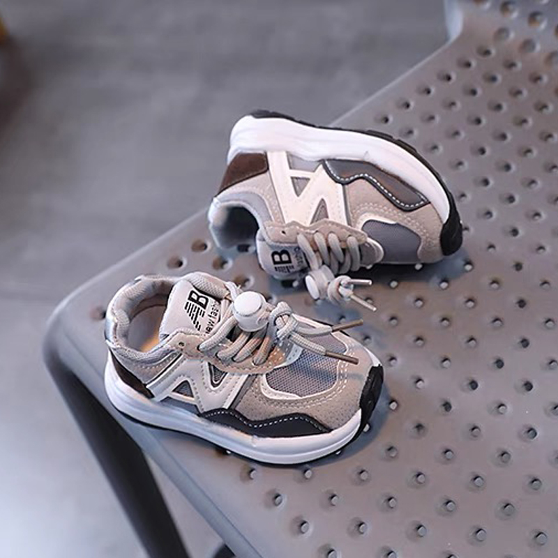 Kids Shoes for Boys Girls Basketball Sneakers New 2025 Fashion Sports Running Shoes Kidsnest Children Flat Casual Baby Toddler Outdoor Shoes sizes US5