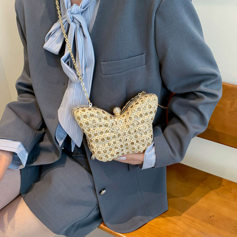 Opposite sex female ins style forest butterfly clip small square ba internet celebrity chain crossbody mouth red envelope 2024 new casual fashion tren
