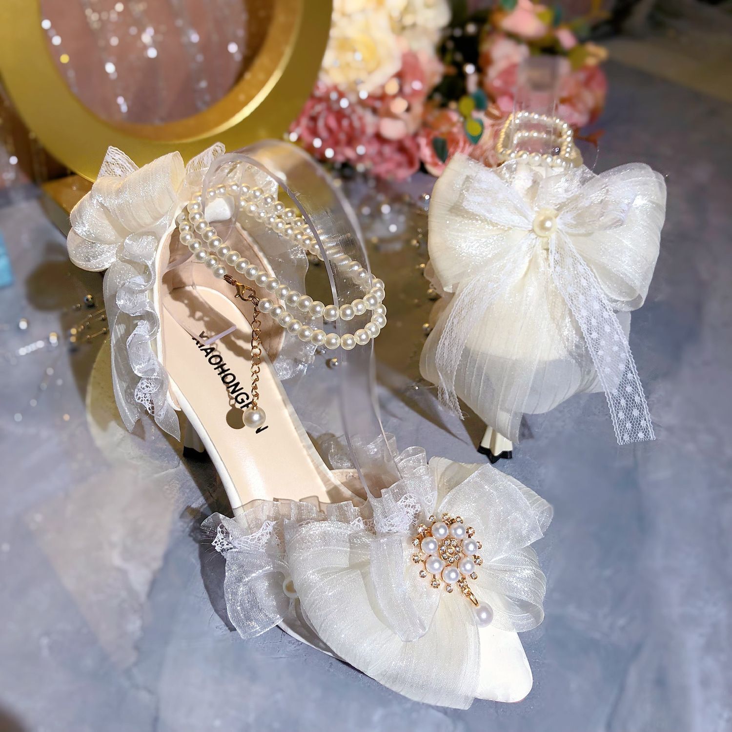 Elegant Womens Dress White Mary Jane Shoes Woman 2024 Designer Pearl Lolita Sandals Sg Back Heels Women
