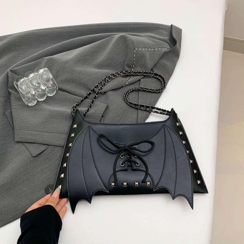 Niche design punk style spicy girl handbag personality bat retro rivet motorcycle underarm shoulder bag 2024 new casual fashion trend clothing