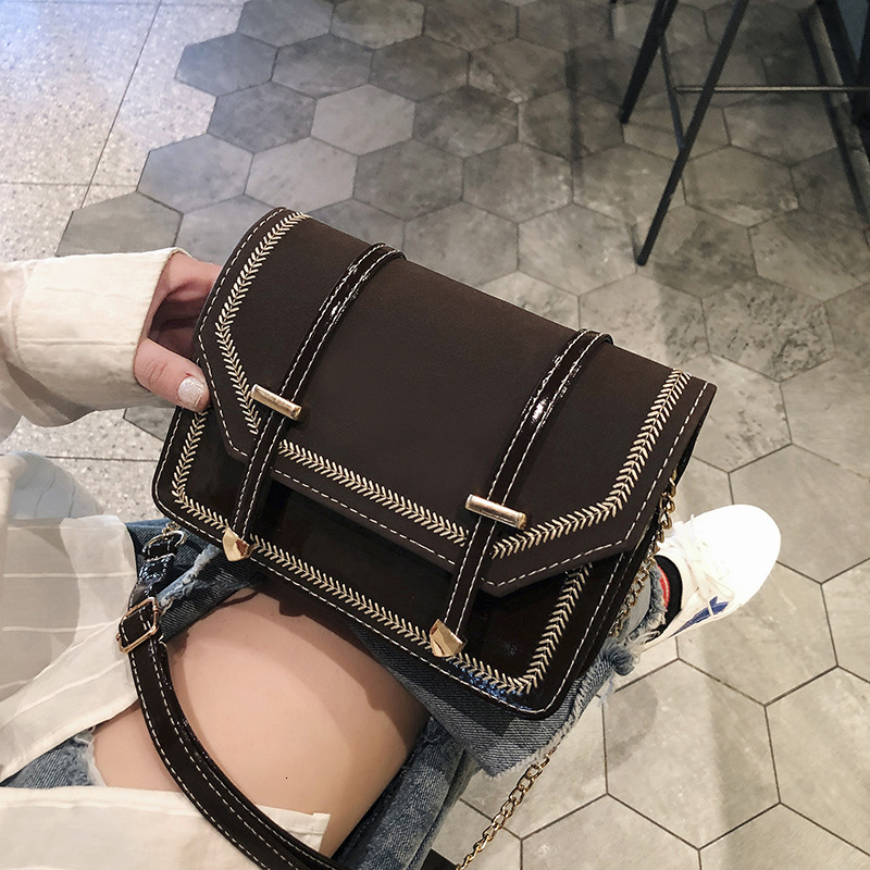 Female 2021 New Korean Fashion Chain Messenger Small Square Retro Simple Single Shoulder Bag