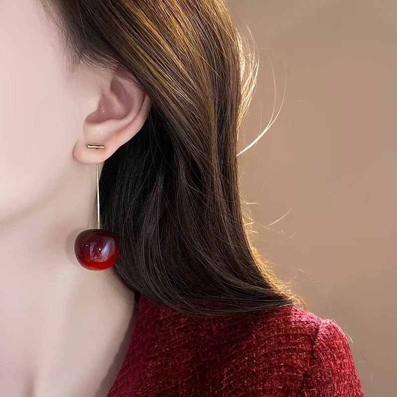 Luxury Earrings Wholesale Fashion Red Cherry Long Earrings Stud Earrings for Women Allergy Prevention Exqusite Jewelry