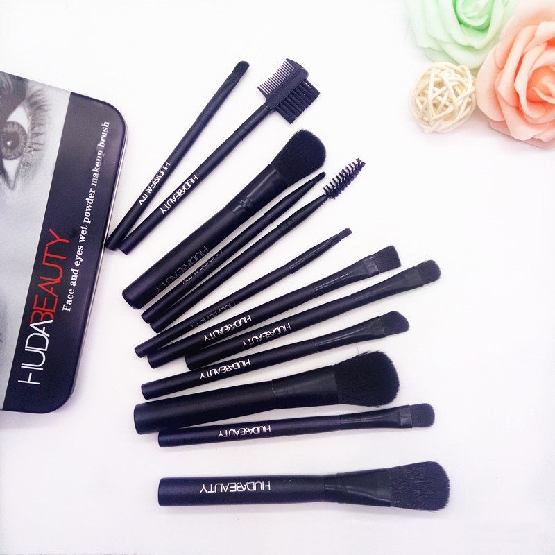 Brand Quality Huda Makeup Brush Set With Iron Packing Box for Foundation Powder Concealer Eyeshadow Eyebrow Eyelashes Brushes S25519