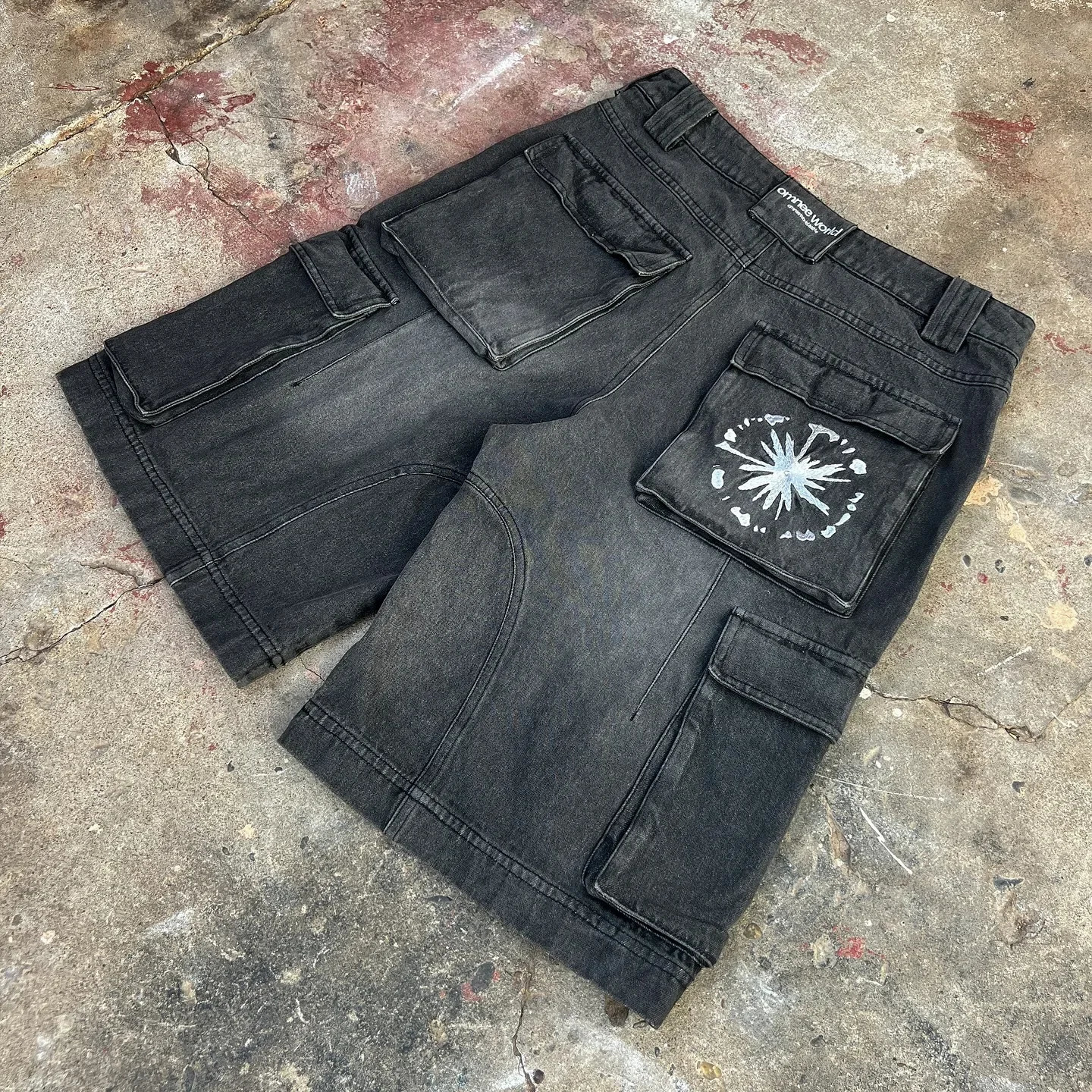 Hip Hop Goth Pattern Embroidery Shorts Men Retro Harajuku Y2k Gym Big Pocket Denim Short Sweatpants Streetwear 241211