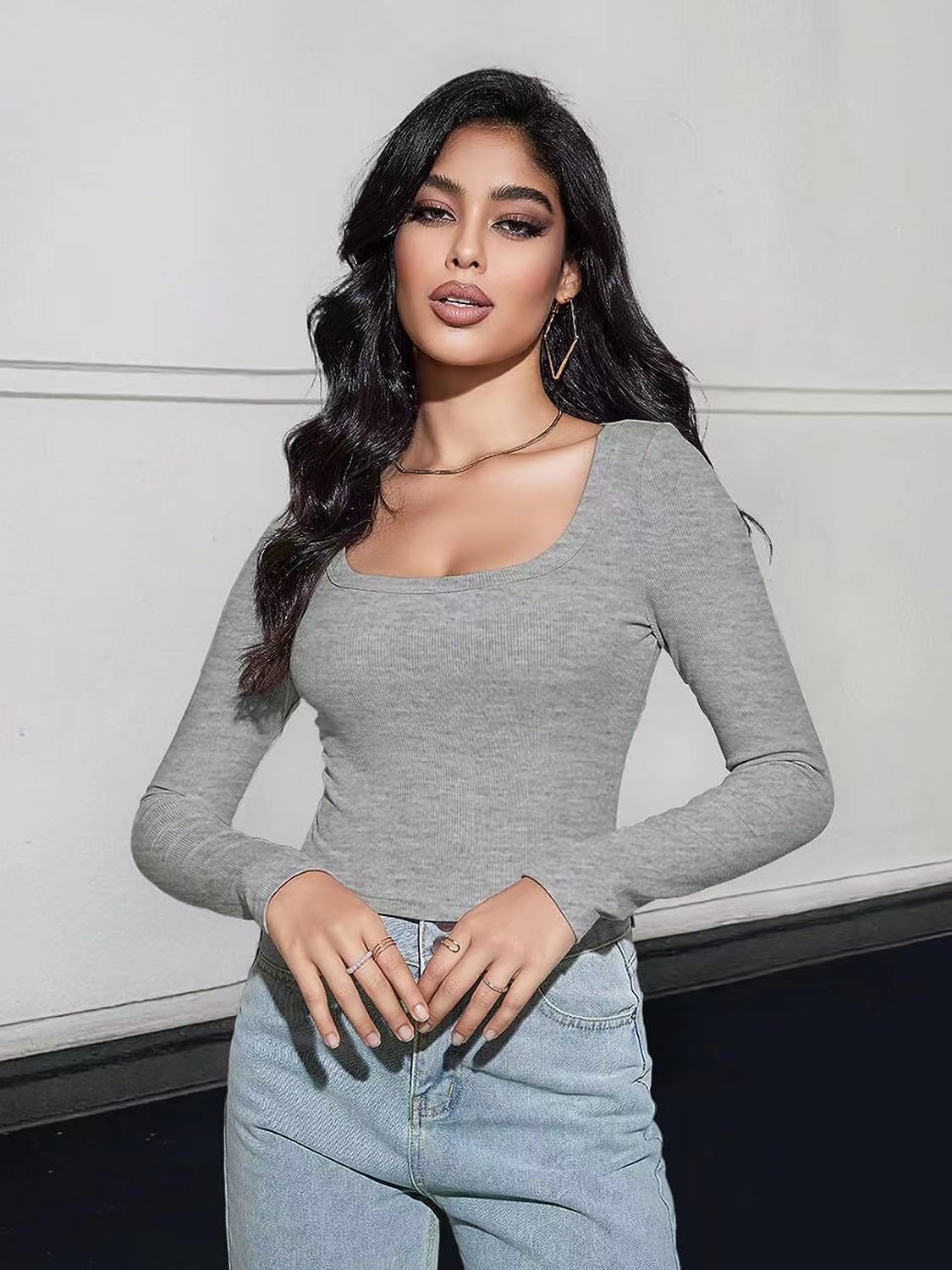 Designer t shirt summer short sleeve women tshirt contrast color slim fit top New Thread Pit Strip Slim Fit Short Long sleeved Square Neck T-shirt Wom