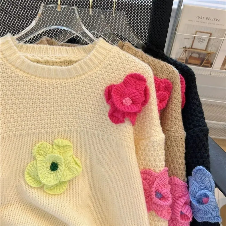 OMCHION South Korea Sweet Fashion Casual Lazy Style Dopamine 3D Floral Knitted 2024 Loose Sweater for Women 241211