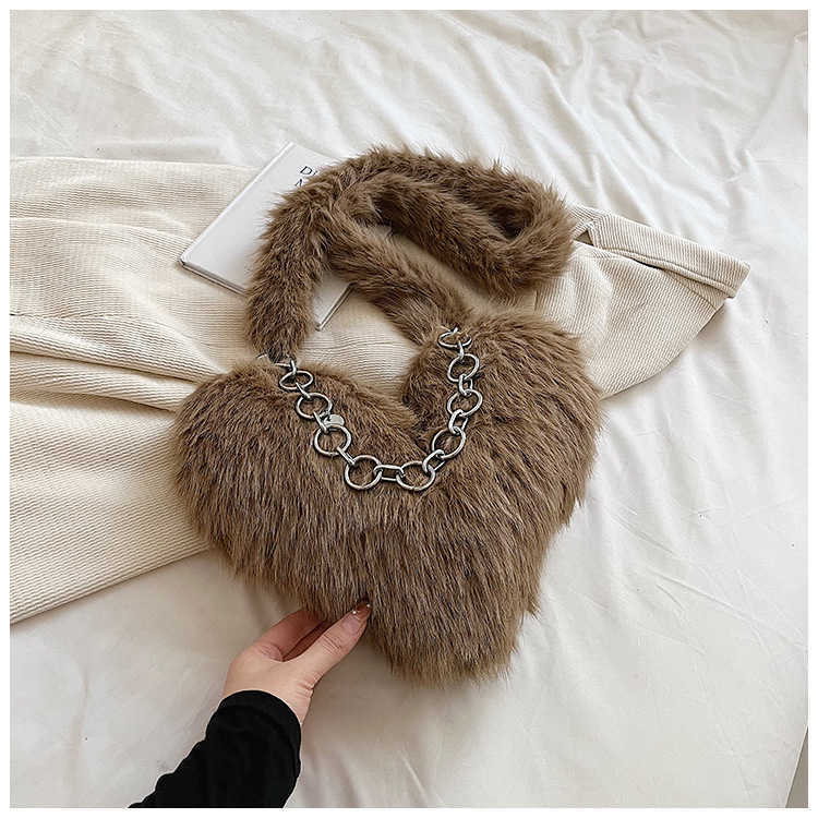 new autumn and winter versatile peach heart crossbody bag imitation fox fur bag womens handbag cute plush small bag