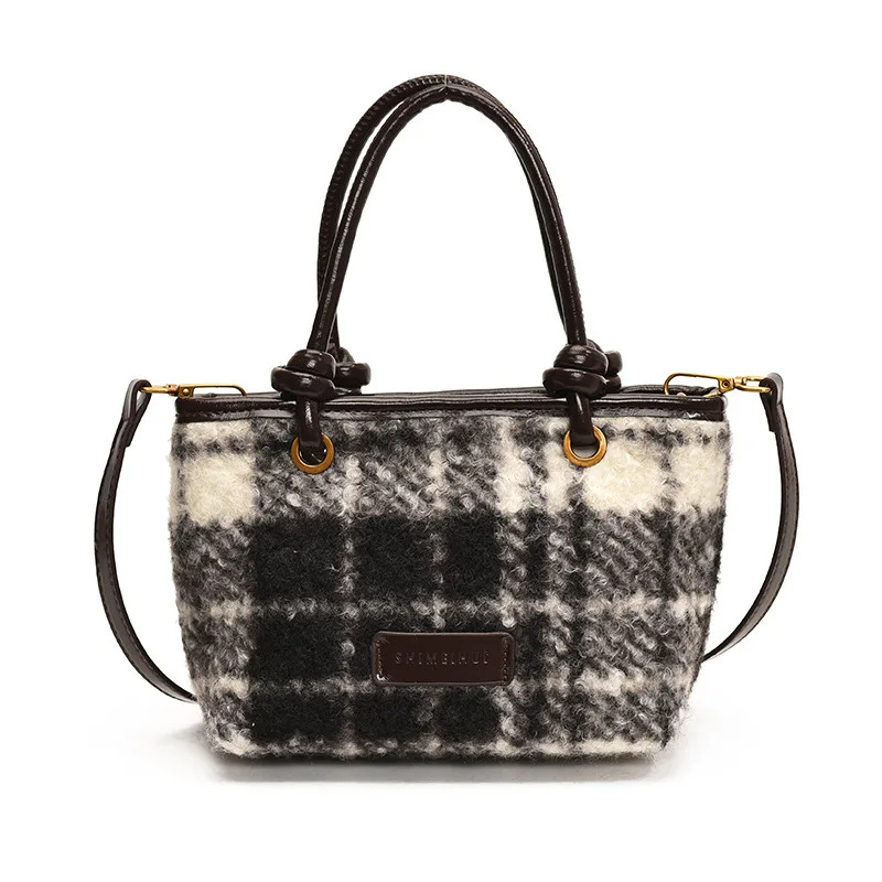 Autumn and winter new Korean style checkered bucket niche design handbag Western style fluffy leopard print bag designer shoulder bag bag