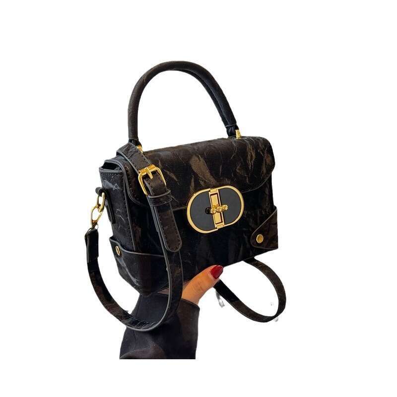 This year's popular styling box for women 2023 new trendy and versatile texture single shoulder crossbody small square bag