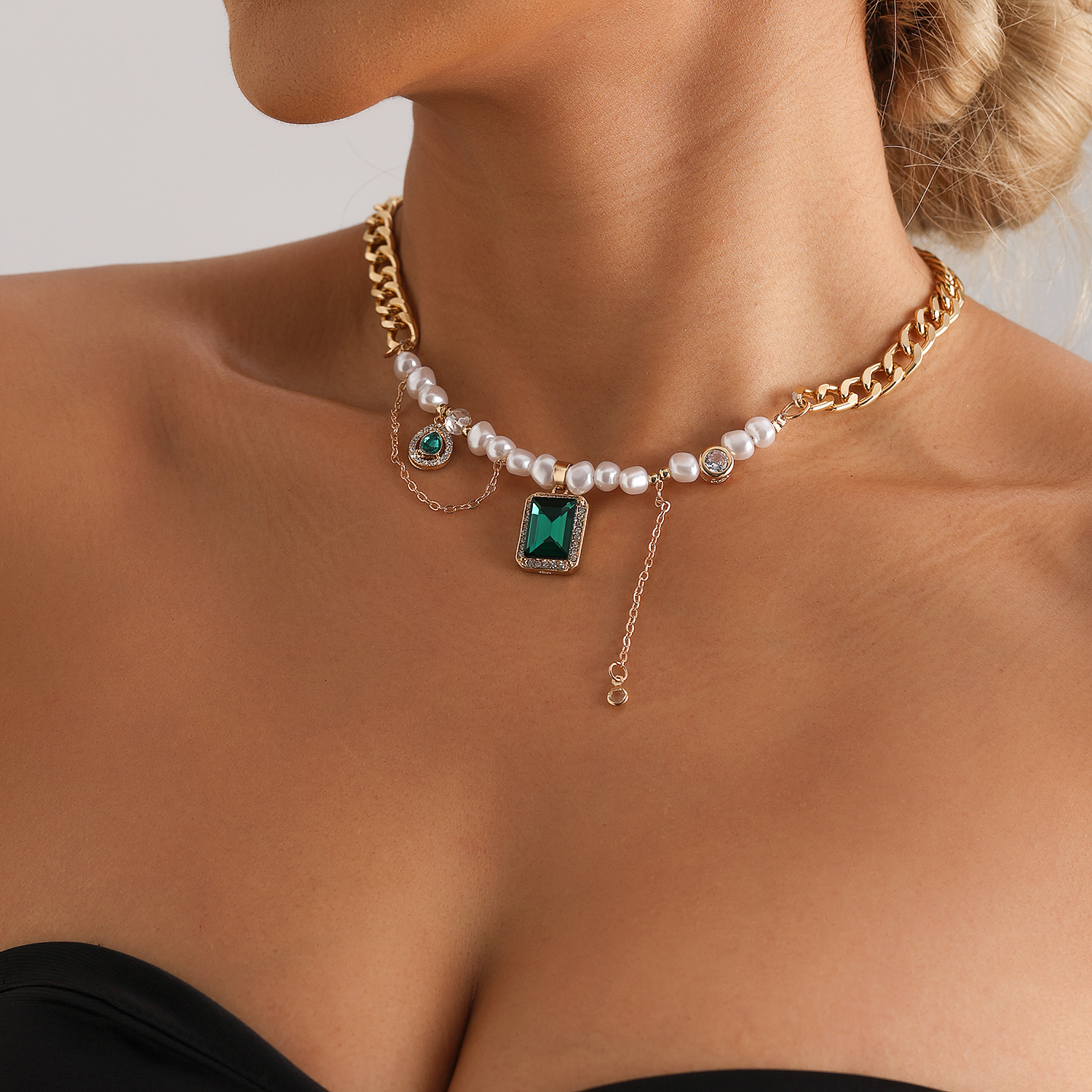 Ins Green Gemstone Pearly Chic Collar Necklace - Vintage Style Jewelry for Women Stainless Steel Gold Plated Choker Jewelry 2025 Trends Party Birthday
