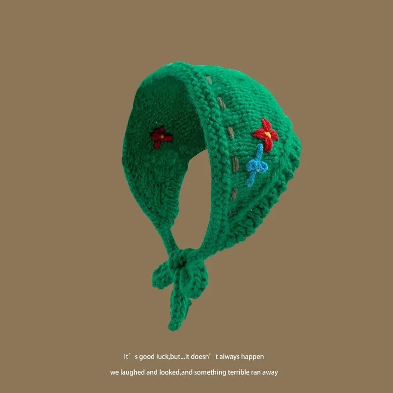 Japanese Sweet Girl Handmade Hook Flower Knitted Headband Cute and Versatile Warm Ear Protection Triangle Scarf Earmuffs 241211