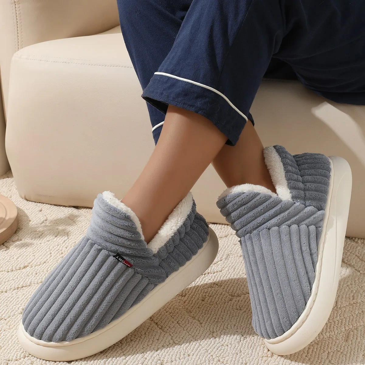 Bebealy Winter Plush Women Slippers Warm Fuzzy Men Outdoor Nonslip Cauasl Fur Shoes Indoor Fluffy House 241214