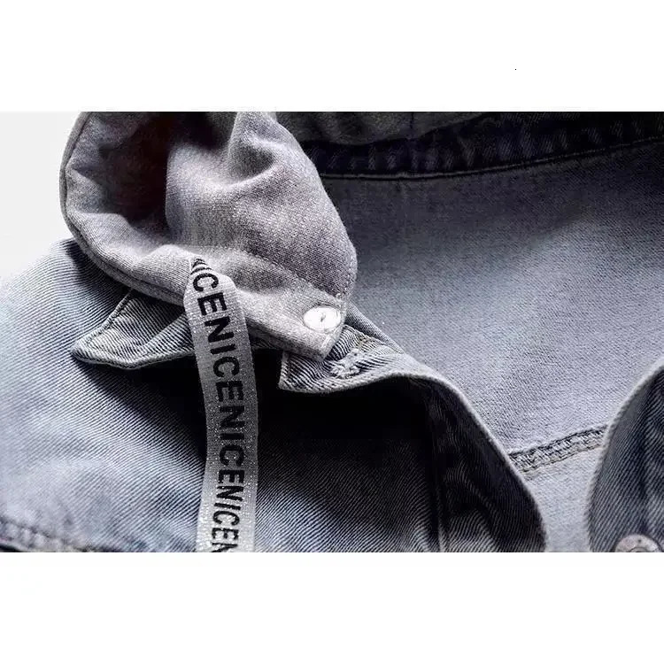 Spring and Autumn Long sleeved Hooded Womens Denim Jacket Korean Large Pocket Jeans 241211