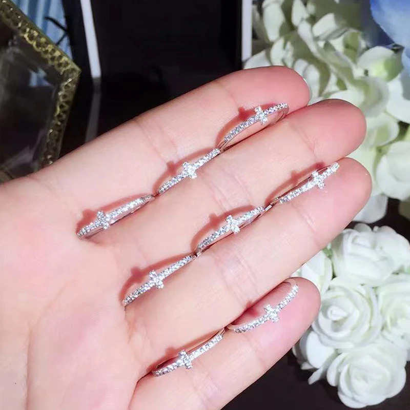 1PC G23 Piercing Conch Cartilage Earring Clicker Nose Ring Hinged Segment Hoop Ear Clip Cross Zircon Piercing Jewelry 241214