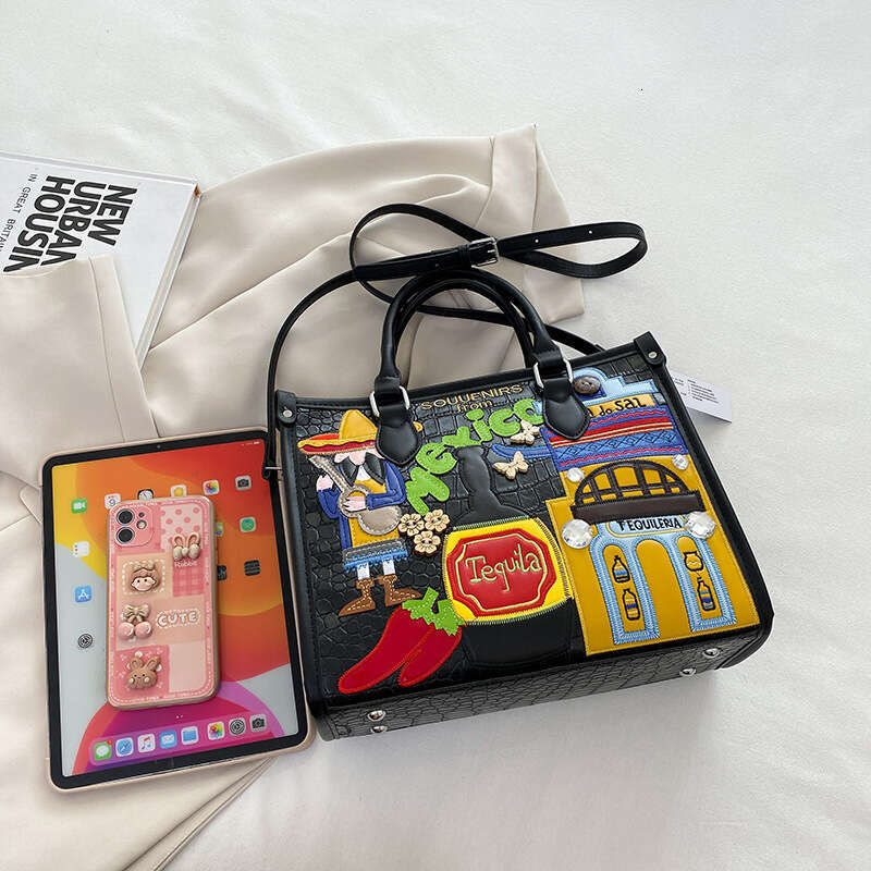 Large capacity handbag with female niche design, Mexican style adhesive fabric embroidery graffiti single shoulder crossbody bag, 2024 new casual vers